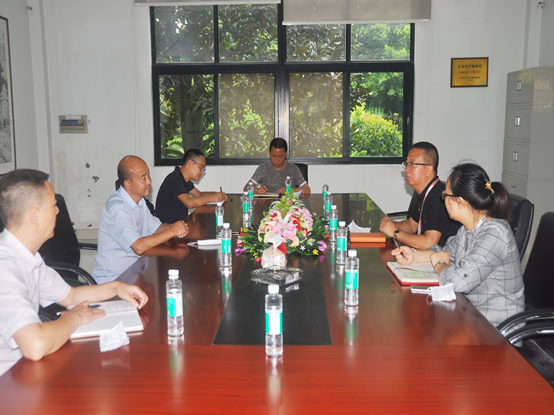 J9集团：：稳扎稳打助力脱贫攻坚3